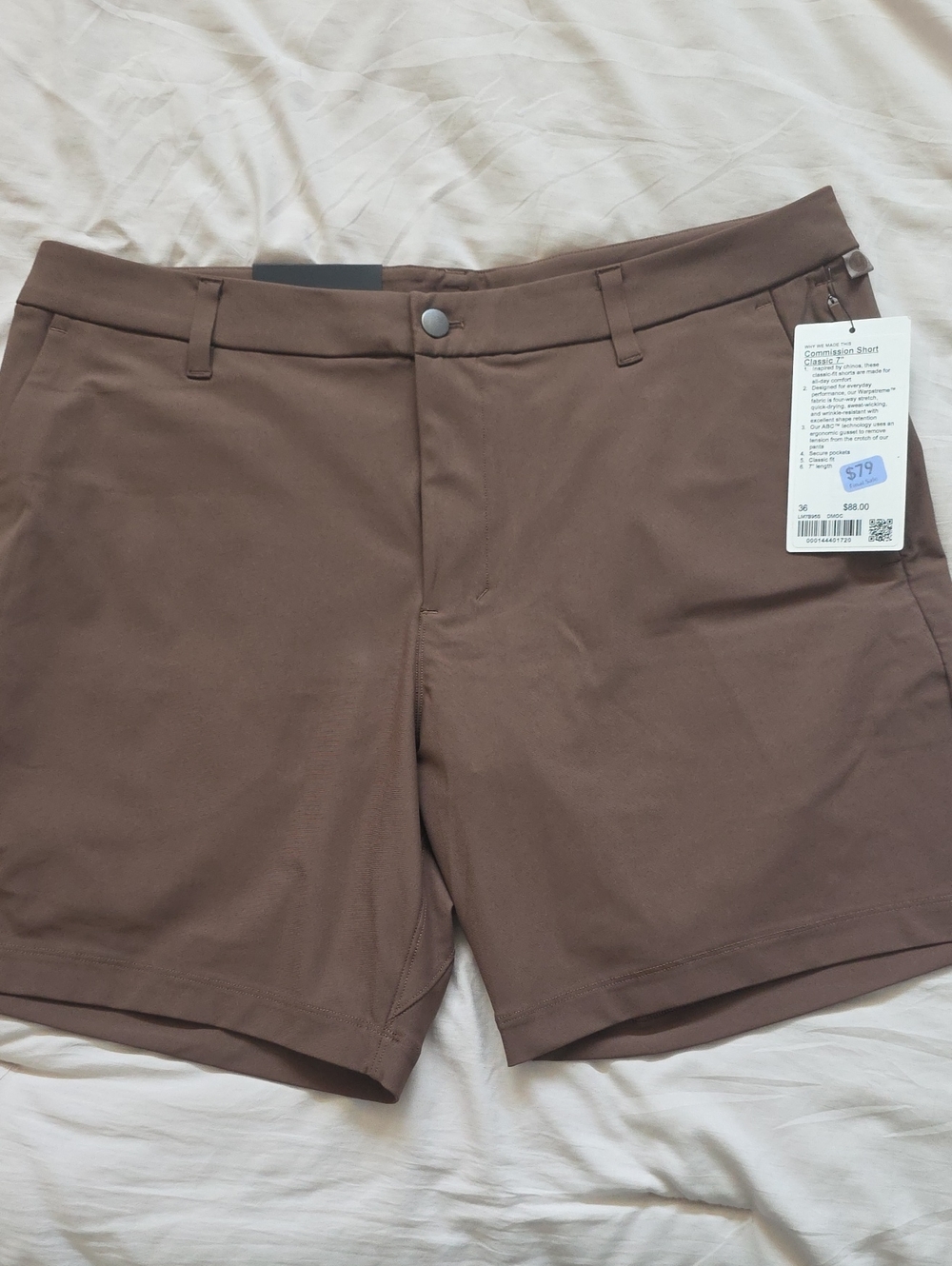 lululemon athletica Men's Brown Flat-Front Performance Shorts